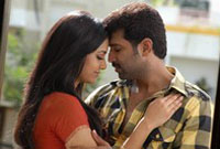 Thadaiyara Thaakka Movie Stills